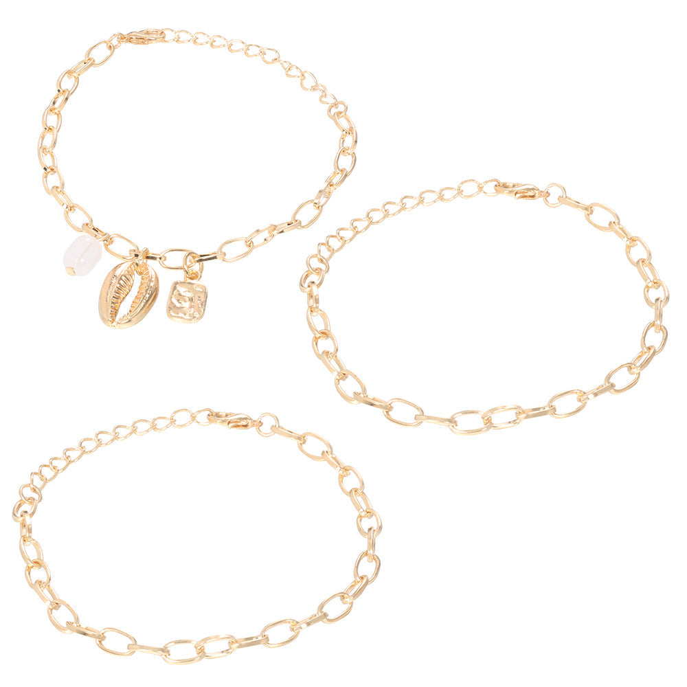 Beautiful Gold Set with Unique Style
