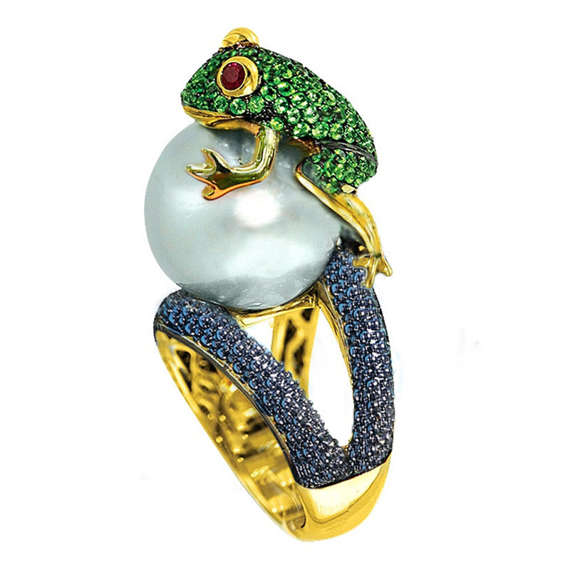 Beautiful Gold Ring with Unique Style