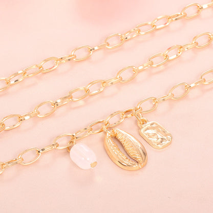 Beautiful Gold Set with Unique Style