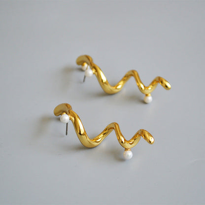 Elegant Pearl Earring for Every Occasion