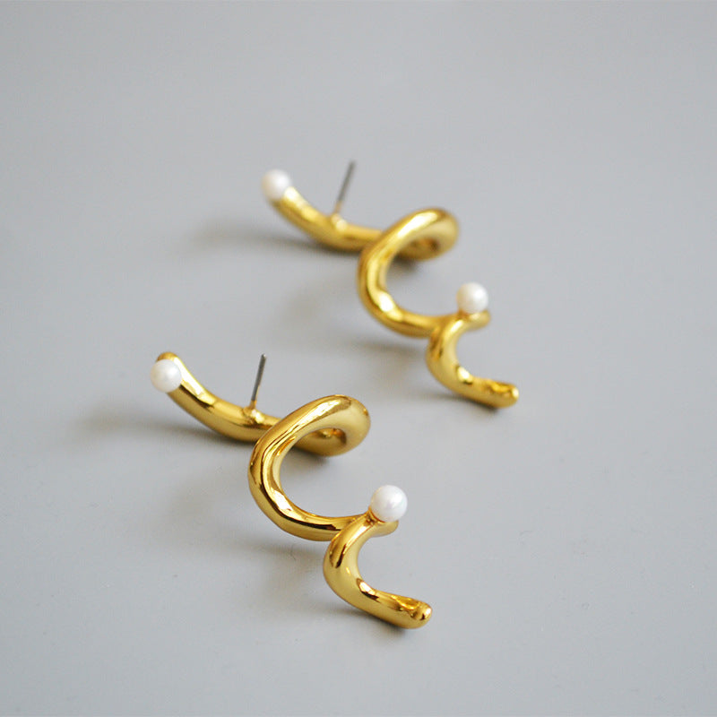 Elegant Pearl Earring for Every Occasion