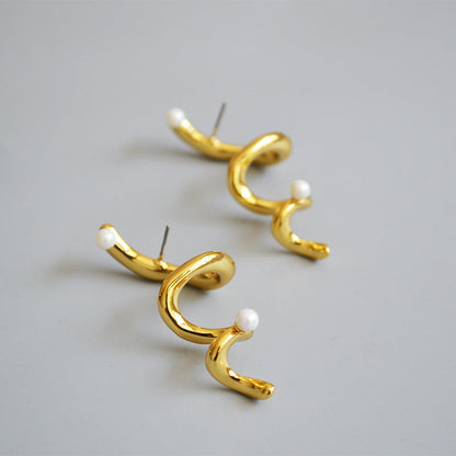 Elegant Pearl Earring for Every Occasion