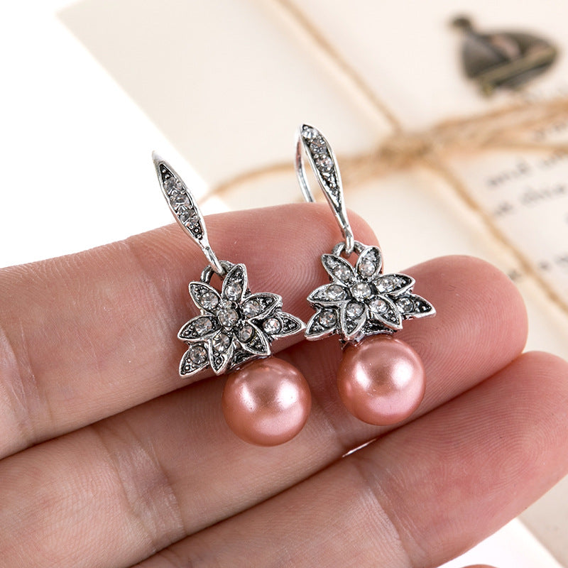 Romantic Pearl Earring for Special Moments