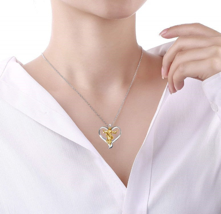 Elegant Gold Necklace for Every Occasion