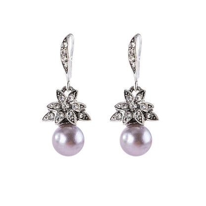 Romantic Pearl Earring for Special Moments