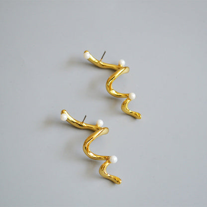 Elegant Pearl Earring for Every Occasion