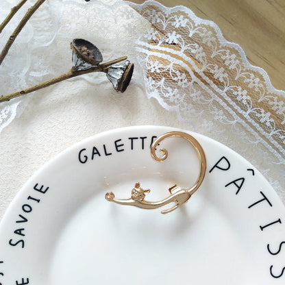 Charming Earring for Any Occasion