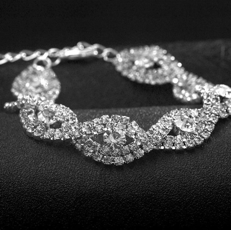 Beautiful Bracelet with Unique Style