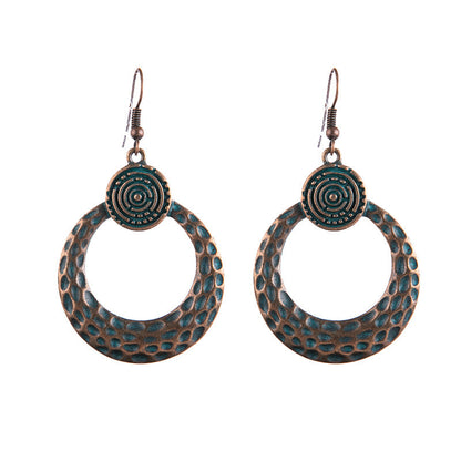Classic Earring with Timeless Appeal