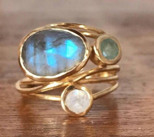 Stunning Gold Ring for Daily Wear
