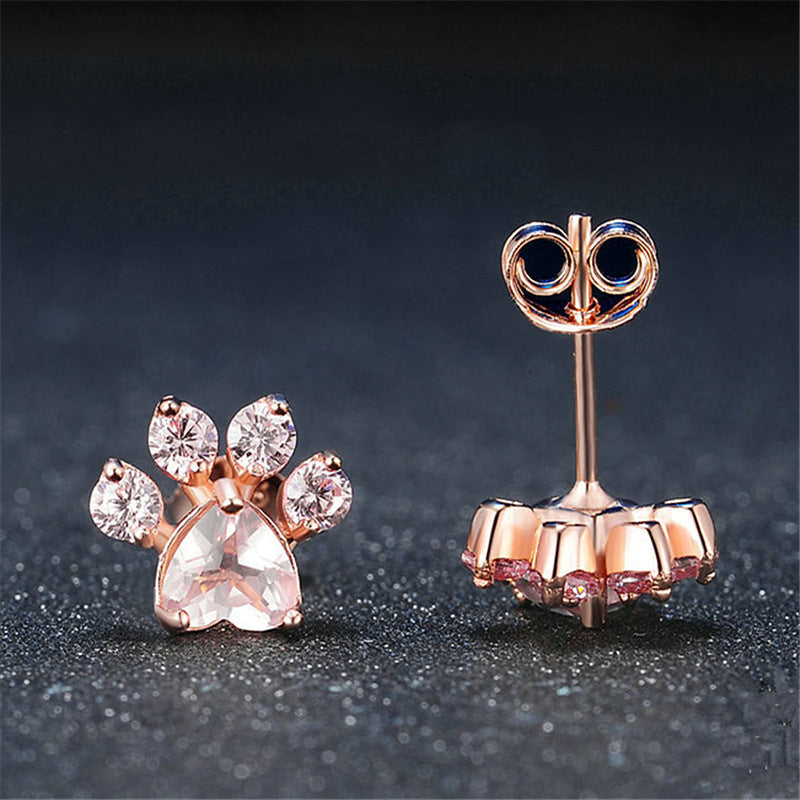 Romantic Gold Earring for Special Moments