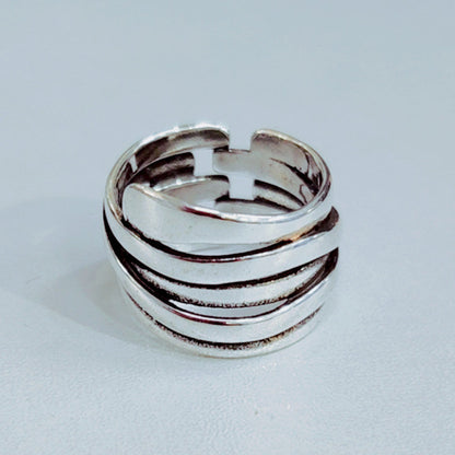 Charming Silver Ring for Any Occasion