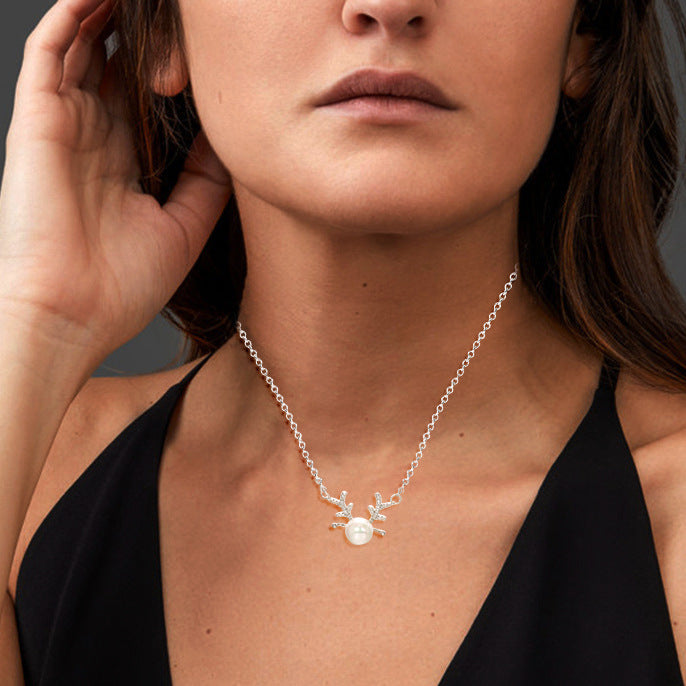 Charming Pearl Necklace for Any Occasion