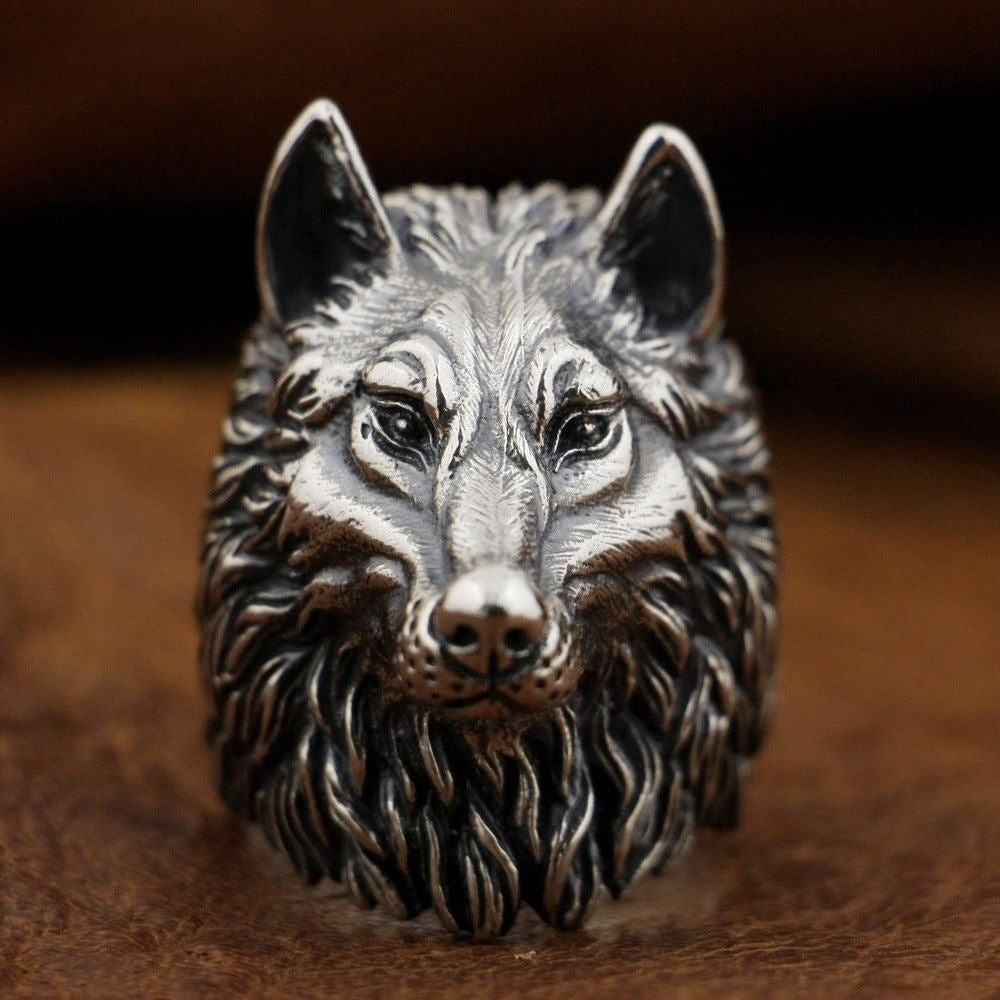 Stunning Ring for Daily Wear