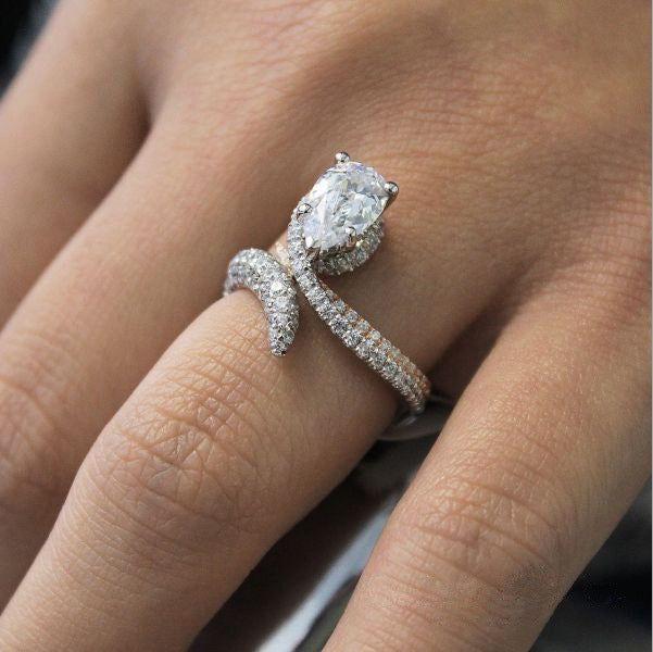 Romantic Gold Ring for Special Moments