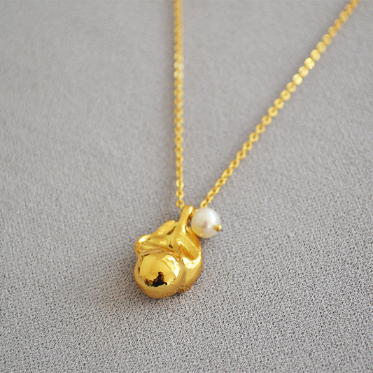 Romantic Gold Necklace for Special Moments