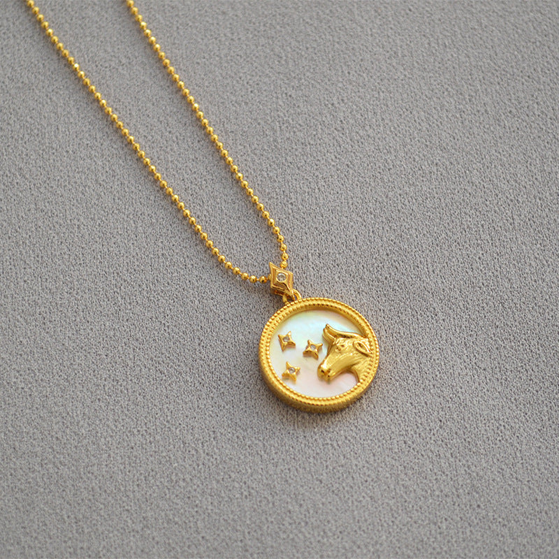 Romantic Gold Necklace for Special Moments