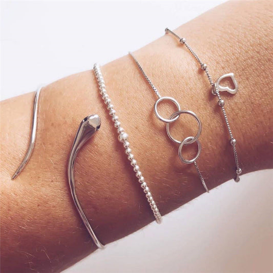 Classic Set with Timeless Appeal