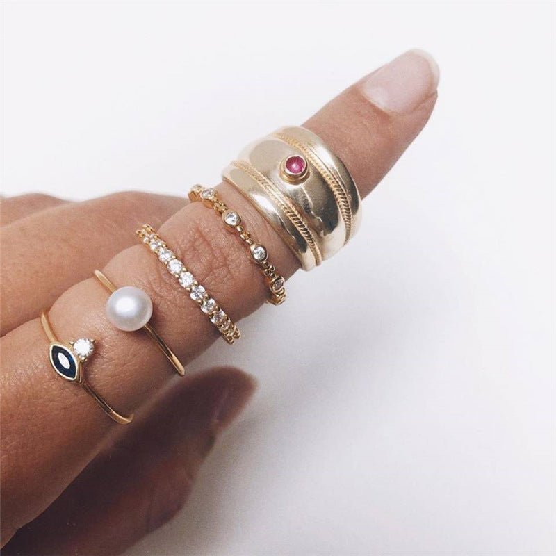 Romantic Pearl Ring for Special Moments