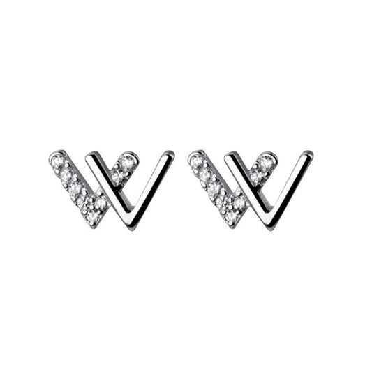 Romantic Silver Earring for Special Moments