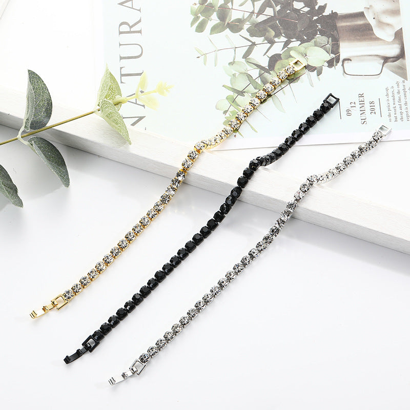 Charming Gold Bracelet for Any Occasion