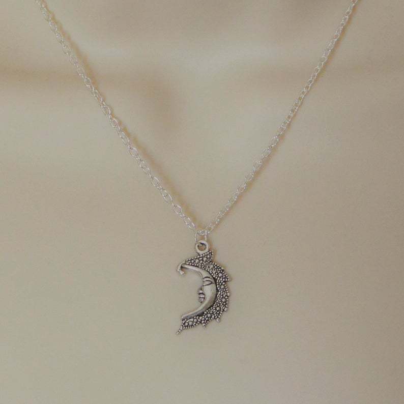Classic Necklace with Timeless Appeal