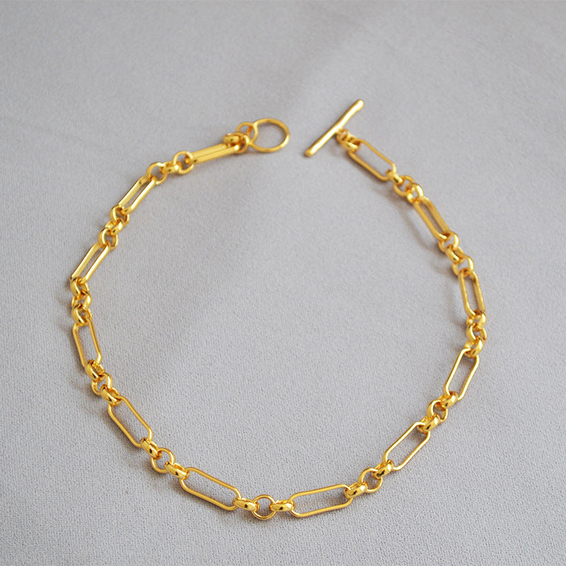 Beautiful Gold Necklace with Unique Style