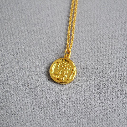 Classic Gold Necklace with Timeless Appeal