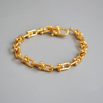 Charming Gold Bracelet for Any Occasion