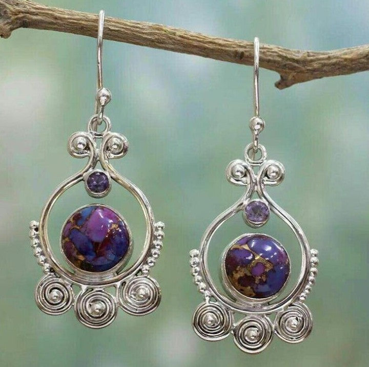 Charming Earring for Any Occasion