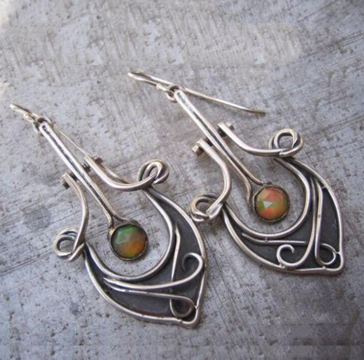 Charming Earring for Any Occasion