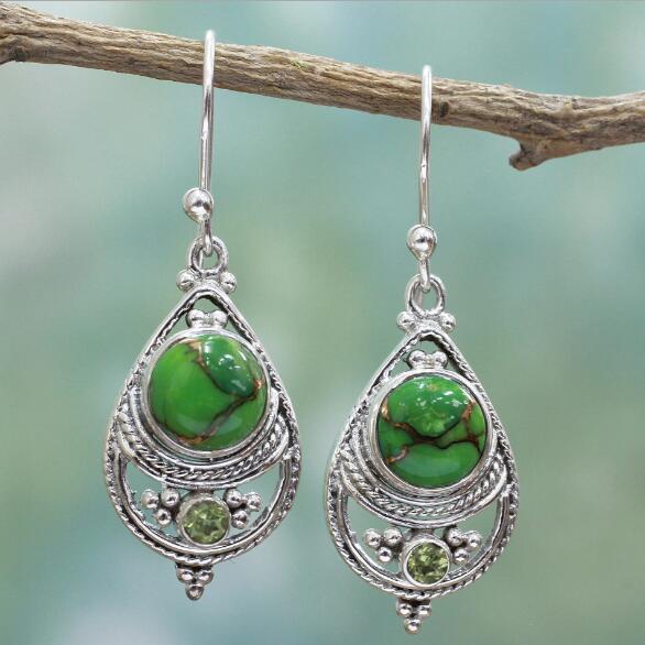 Charming Earring for Any Occasion