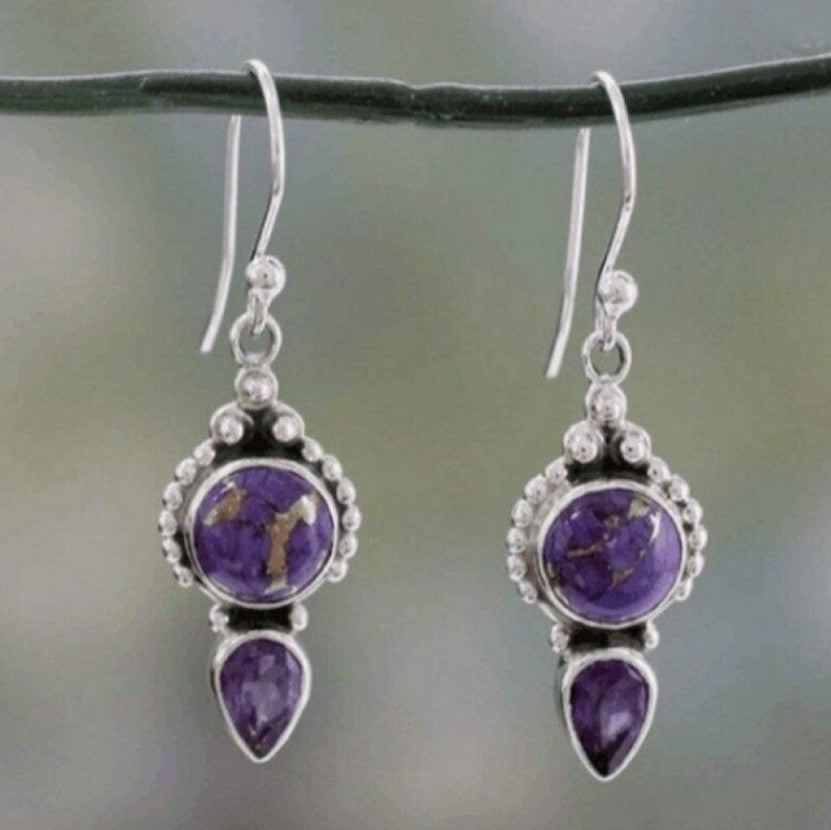 Charming Earring for Any Occasion