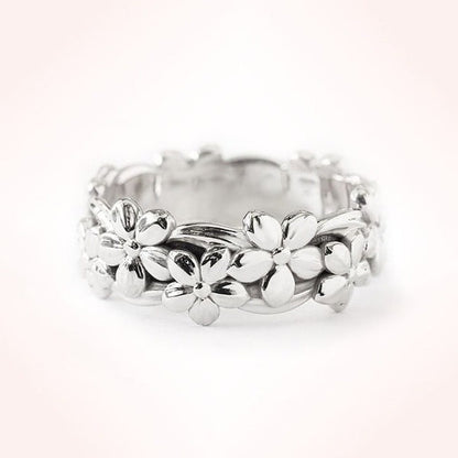 Elegant Gold Ring for Every Occasion