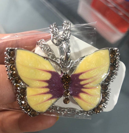 Stunning Necklace for Daily Wear