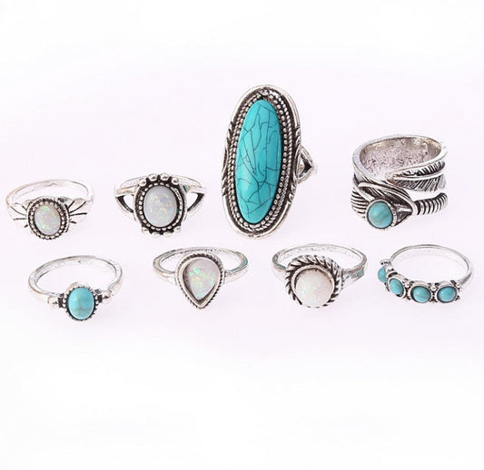 Beautiful Set with Unique Style