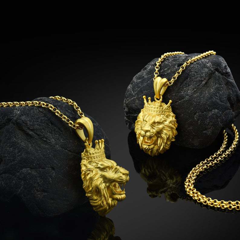 Classic Gold Necklace with Timeless Appeal