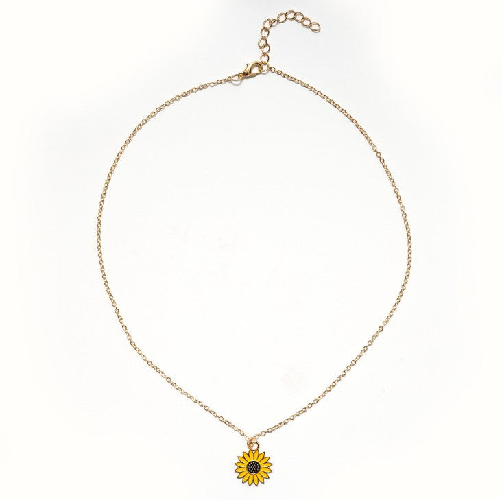 Stunning Necklace for Daily Wear