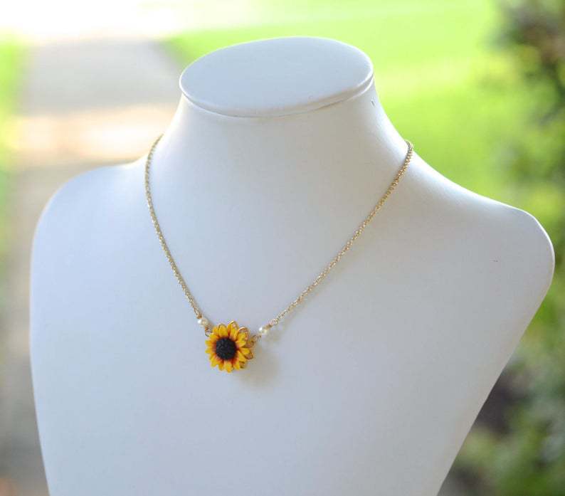 Charming Pearl Necklace for Any Occasion