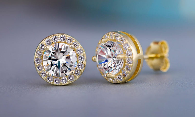 Charming Earring for Any Occasion