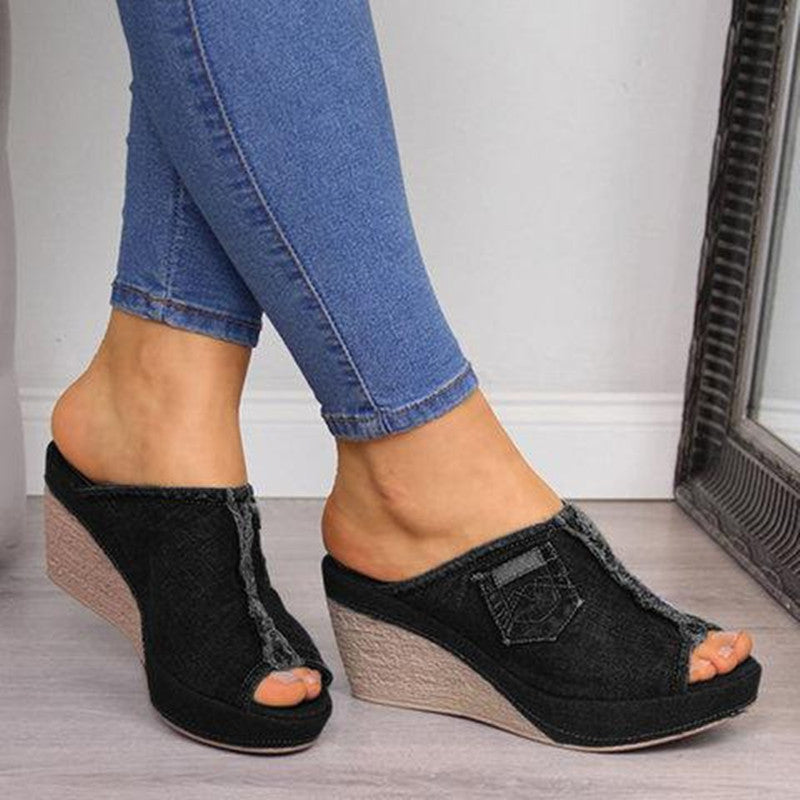 Beautifully Crafted Orthopedic Sandals
