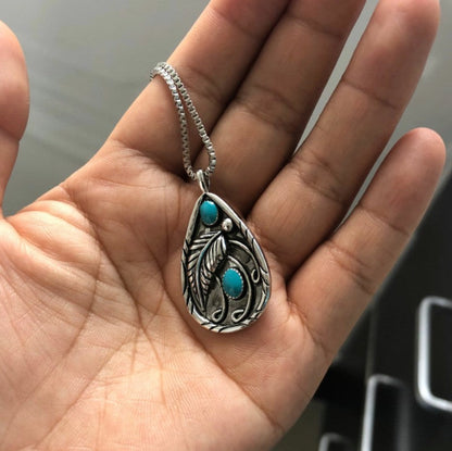 Beautiful Silver Necklace with Unique Style