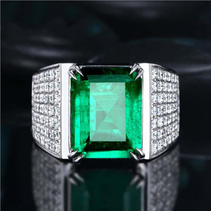 Classic Ring with Timeless Appeal