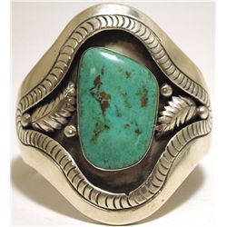 Classic Ring with Timeless Appeal