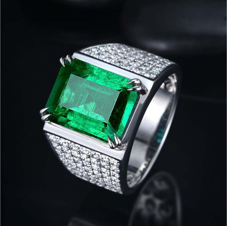 Classic Ring with Timeless Appeal