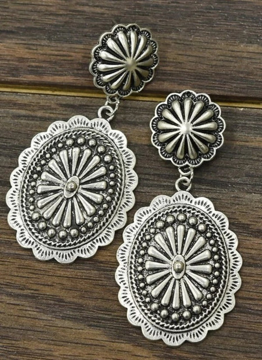 Delicate Artisan Silver Earring