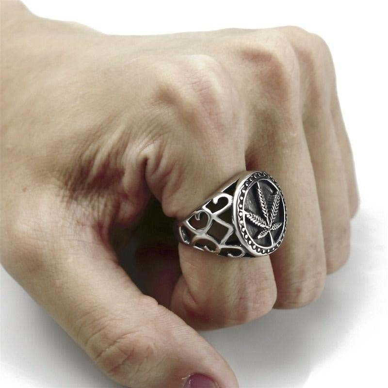 Charming Silver Ring for Any Occasion