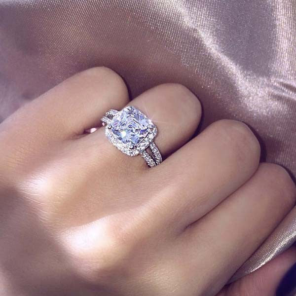 Classic Ring with Timeless Appeal