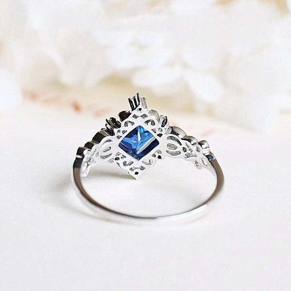 Beautiful Ring with Unique Style