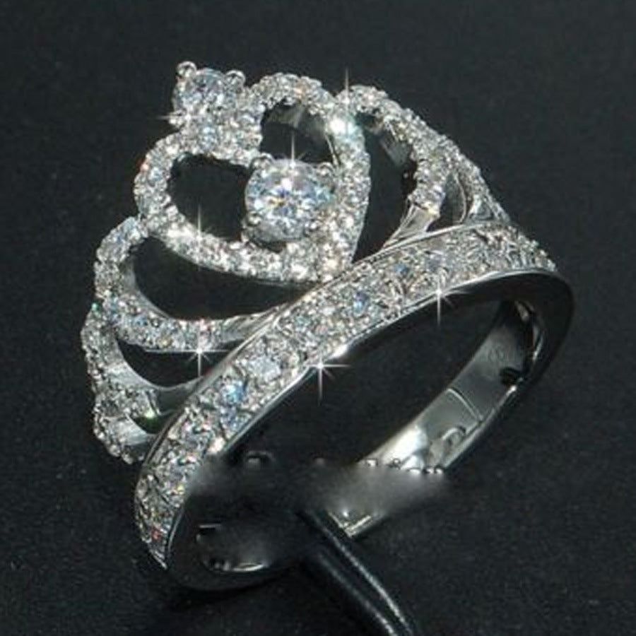 Beautiful Gold Ring with Unique Style